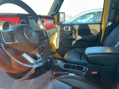 Used 2020 Jeep Wrangler Unlimited Rubicon 4x4 at Suburban Ford of Sterling Heights near Sterling Heights, MI