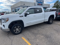 Used 2020 GMC Sierra 1500 4WD Crew Cab SLE at Suburban Ford of Sterling Heights near Sterling Heights, MI