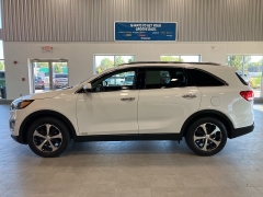 Used 2017 Kia Sorento 4d SUV AWD EX Turbo at Maxx Loans near St. Adrian, MI