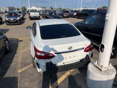 Used 2018 Nissan Altima 2.5 SL Sedan at Suburban Ford of Sterling Heights near Sterling Heights, MI