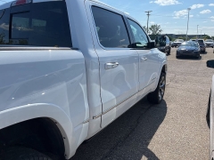 Used 2019 Ram 1500 4WD Crew Cab Limited at Suburban Ford of Sterling Heights near Sterling Heights, MI