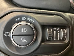 Used 2021 Jeep Gladiator Overland 4x4 at Maxx Loans near St. Adrian, MI