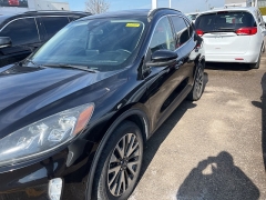 Used 2020  Ford Escape 4d SUV AWD Titanium at Maxx Loans near St&period; Adrian&comma; MI