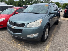 Used 2009  Chevrolet Traverse FWD 4dr LT w&sol;1LT at Maxx Loans near St&period; Adrian&comma; MI