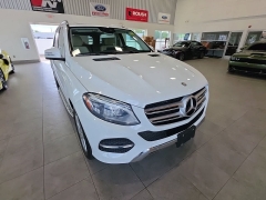 Used 2016  Mercedes-Benz GLE-Class 4d SUV GLE350 4matic at Maxx Loans near St&period; Adrian&comma; MI