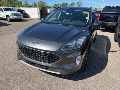 Used 2020 Ford Escape 4d SUV AWD Titanium at Maxx Loans near St. Adrian, MI