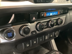 Used 2017 Toyota Tacoma 4WD Double Cab V6 Auto Limited at Maxx Loans near St. Adrian, MI