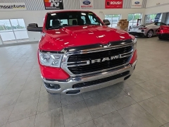 Used 2019  Ram 1500 Big Horn&sol;Lone Star 4x4 Crew Cab 5'7" Box at Maxx Loans near St&period; Adrian&comma; MI