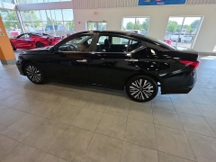 Used 2025  Nissan Altima SV FWD at Maxx Loans near St&period; Adrian&comma; MI