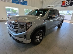 Used 2025  GMC Sierra 1500 4WD Crew Cab 147" SLT at Maxx Loans near St&period; Adrian&comma; MI