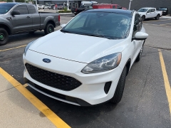 Used 2020 Ford Escape 4d SUV FWD SE at Suburban Ford of Sterling Heights near Sterling Heights, MI