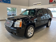 Used 2012 GMC Yukon 4d SUV 4WD SLT at Maxx Loans near St. Adrian, MI