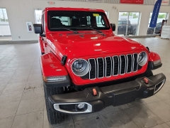 Used 2024  Jeep Wrangler Sahara 4 Door 4x4 at Maxx Loans near St&period; Adrian&comma; MI