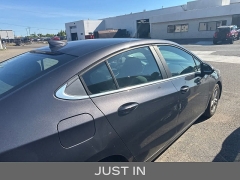 Used 2017  Chevrolet Cruze 4d Sedan LT Auto at Maxx Loans near St&period; Adrian&comma; MI