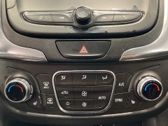 Used 2018  Chevrolet Equinox 4d SUV FWD LT w&sol;1LT at Maxx Loans near St&period; Adrian&comma; MI