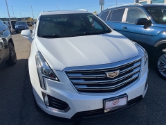 Used 2017 Cadillac XT5 4d SUV AWD Luxury at Suburban Ford of Sterling Heights near Sterling Heights, MI