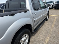 Used 2001  Ford Explorer Sport Trac 4d SUV 4WD at Maxx Loans near St&period; Adrian&comma; MI