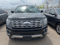 Used 2018 Ford Expedition Max 4d SUV 4WD Limited at Maxx Loans near ,