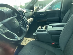 Used 2019 Chevrolet Silverado 1500 4WD Crew Cab 147" RST at Suburban Ford of Sterling Heights near Sterling Heights, MI