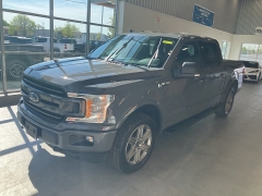 Used 2018 Ford F-150 4WD SuperCrew 5.5' Box at Suburban Ford of Sterling Heights near Sterling Heights, MI