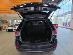 Used 2018  Jeep Grand Cherokee Laredo E 4x4 &ast;Ltd Avail&ast; at Maxx Loans near St&period; Adrian&comma; MI