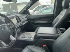 Used 2018 Ford Expedition Max 4d SUV 4WD Limited at Maxx Loans near ,