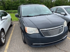 Used 2012 Chrysler Town & Country 4d Wagon Touring at Suburban Ford of Sterling Heights near Sterling Heights, MI
