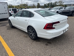 Used 2017 Volvo S90 4d Sedan AWD T6 Momentum at Maxx Loans near St. Adrian, MI