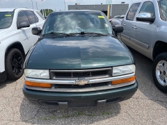 Used 2003 Chevrolet S-10 Ext Cab 123" WB LS at Maxx Loans near ,