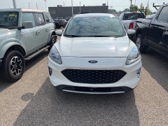 Used 2020 Ford Escape 4d SUV FWD SEL at Suburban Ford of Sterling Heights near Sterling Heights, MI