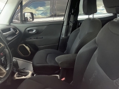 Used 2015 Jeep Renegade 4d SUV FWD Latitude at Suburban Ford of Sterling Heights near Sterling Heights, MI