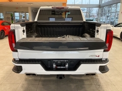 Used 2022  GMC Sierra 1500 4WD Crew Cab 147" AT4 at Maxx Loans near St&period; Adrian&comma; MI