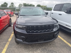 Used 2024  Jeep Grand Cherokee Altitude 4x4 at Maxx Loans near St&period; Adrian&comma; MI
