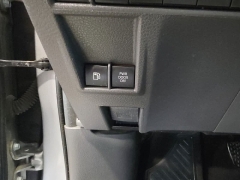 Used 2024  Toyota Sienna AWD &lpar;Natl&rpar; at Maxx Loans near St&period; Adrian&comma; MI