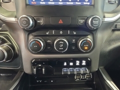 Used 2019  Ram 1500 Big Horn&sol;Lone Star 4x4 Crew Cab 5'7" Box at Maxx Loans near St&period; Adrian&comma; MI