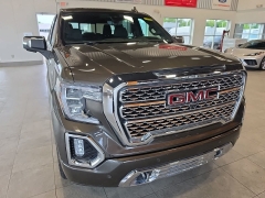 Used 2019  GMC Sierra 1500 4WD Crew Cab 147" Denali at Maxx Loans near St&period; Adrian&comma; MI