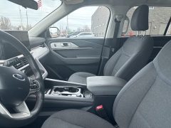 Used 2025  Ford Explorer Active 4WD at Maxx Loans near St&period; Adrian&comma; MI