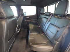 Used 2019  Chevrolet Silverado 1500 4WD Crew Cab 157" High Country at Maxx Loans near St&period; Adrian&comma; MI