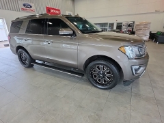 Used 2019  Ford Expedition 4d SUV 4WD Limited at Maxx Loans near St&period; Adrian&comma; MI