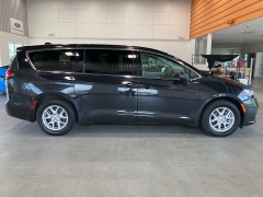 Used 2023 Chrysler Pacifica Touring L FWD at Maxx Loans near St. Adrian, MI