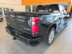 Used 2019  Chevrolet Silverado 1500 4WD Crew Cab 157" High Country at Maxx Loans near St&period; Adrian&comma; MI
