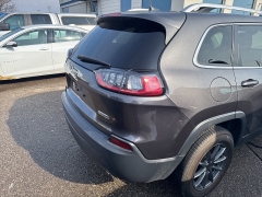 Used 2021  Jeep Cherokee Latitude Lux FWD at Maxx Loans near St&period; Adrian&comma; MI