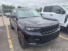 Used 2024  Jeep Grand Cherokee Altitude 4x4 at Maxx Loans near St&period; Adrian&comma; MI