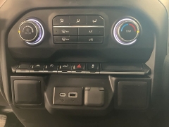 Used 2022  Chevrolet Silverado 1500 4WD Crew Cab 157" Work Truck at Maxx Loans near St&period; Adrian&comma; MI