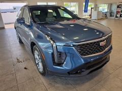 Used 2025  Cadillac XT4 AWD 4dr Premium Luxury at Maxx Loans near St&period; Adrian&comma; MI