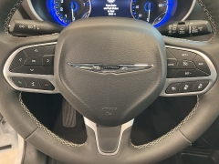 Used 2025  Chrysler Pacifica Select FWD at Maxx Loans near St. Adrian, MI