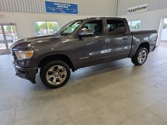 Used 2021  Ram 1500 Big Horn 4x4 Crew Cab 5'7" Box at Maxx Loans near St&period; Adrian&comma; MI