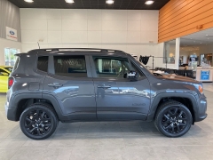 Used 2022  Jeep Renegade Altitude 4x4 at Maxx Loans near St. Adrian, MI