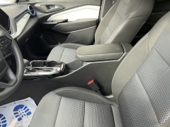 Used 2025  Chevrolet Trax FWD 4dr LT at Maxx Loans near St. Adrian, MI