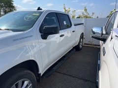 Used 2021 Chevrolet Silverado 1500 4WD Crew Cab Custom at Maxx Loans near St. Adrian, MI